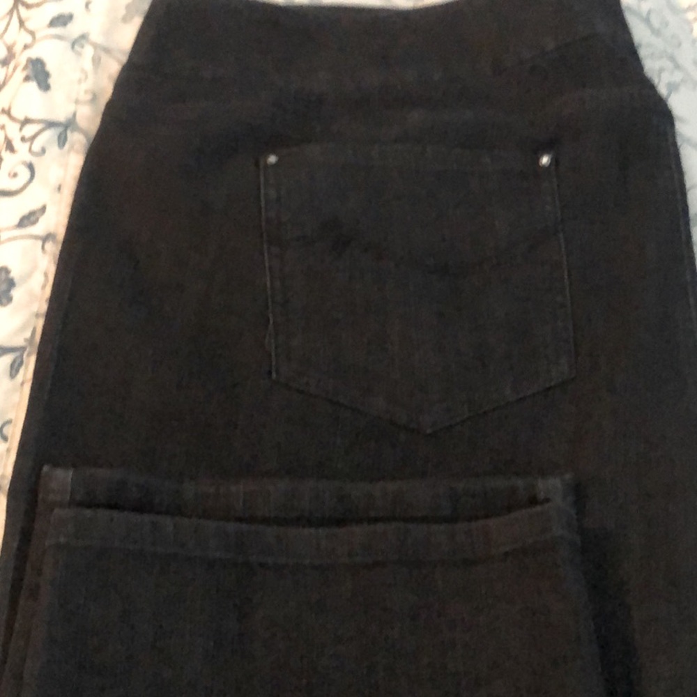Black Jeans